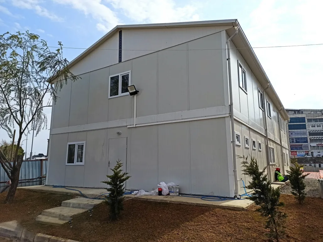 başakşehir toplu konut şantiyesi ofis binası