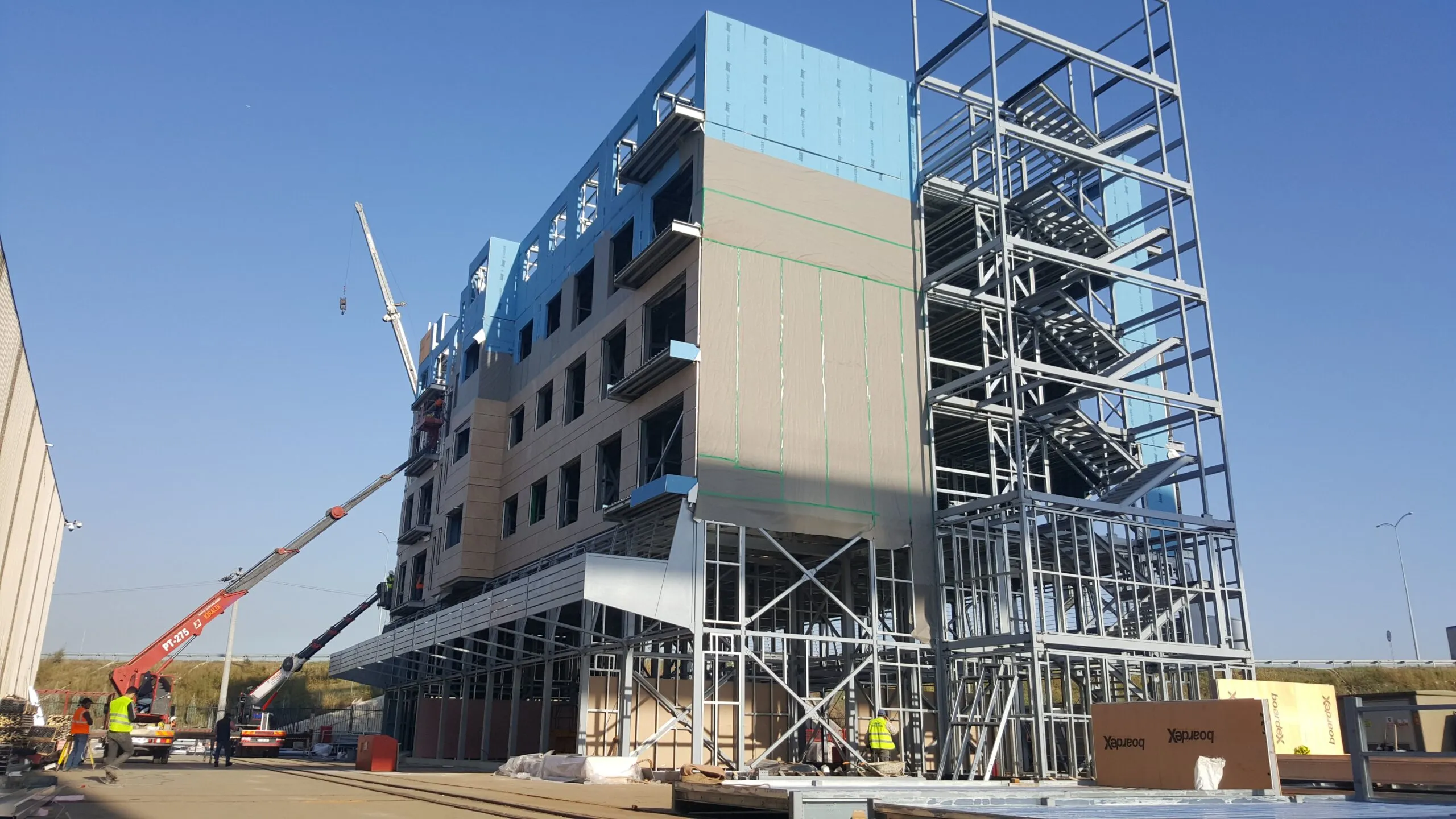 hafif çelik endüstriyel bina