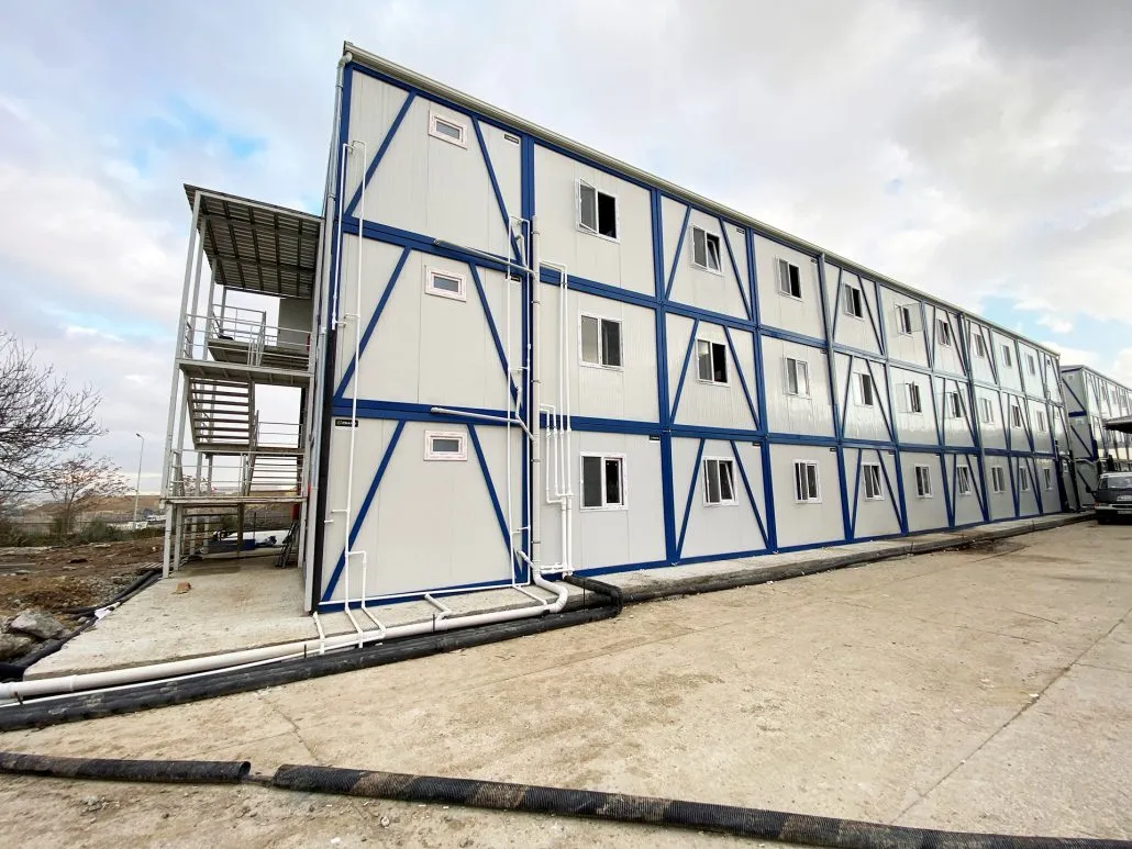 konteyner bina pramo