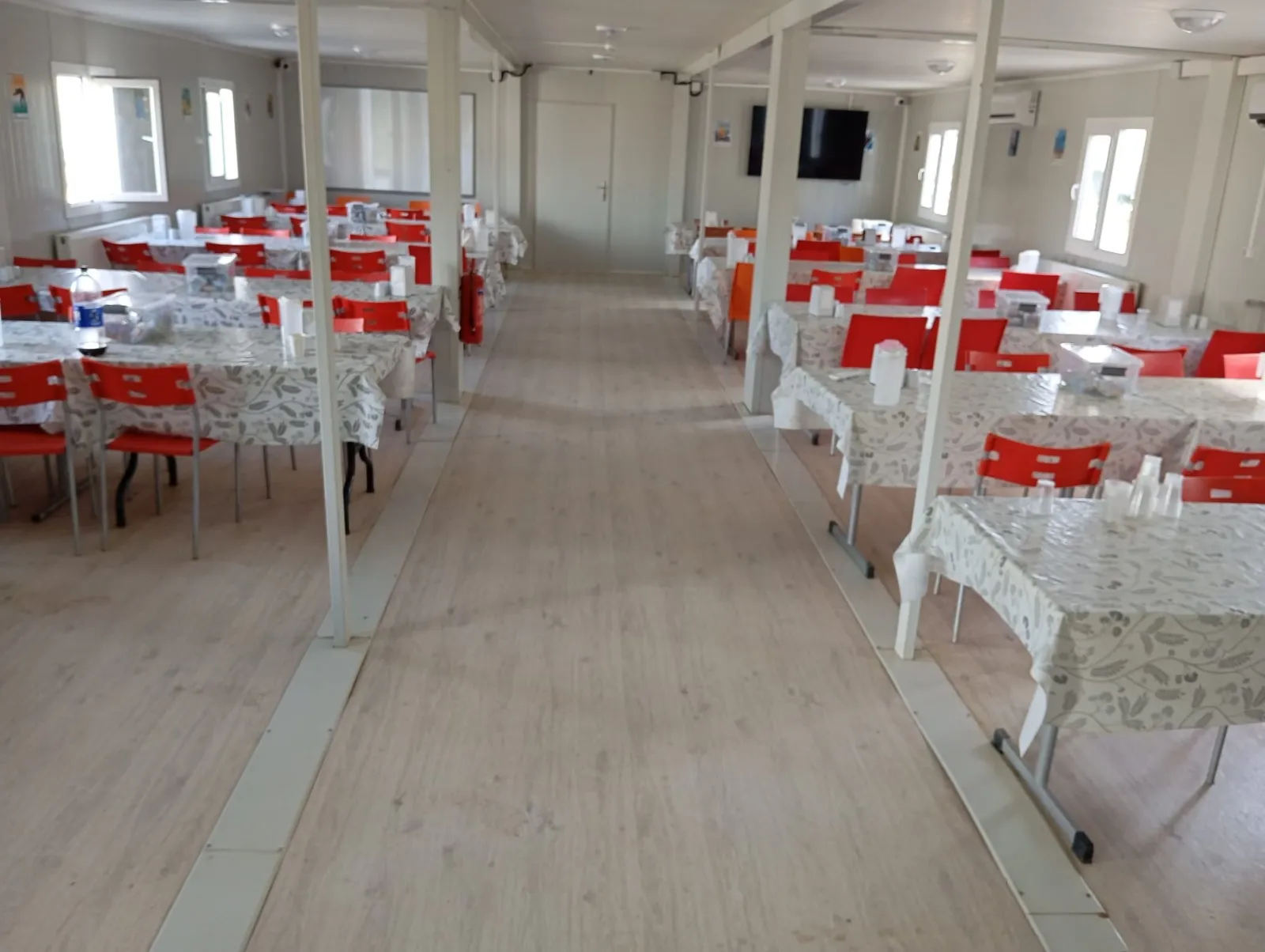 Prefabrik yemekhane tasarımı ve mimari planı